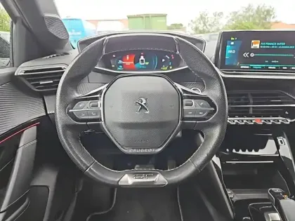 Photo 8 Peugeot 208  Electrique 50 kWh 136ch