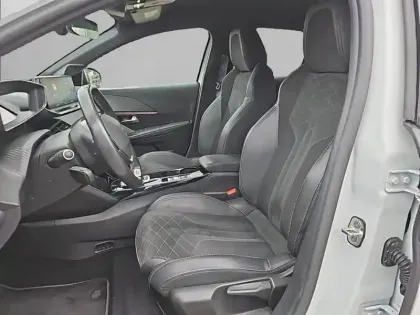 Photo 10 Peugeot 208  Electrique 50 kWh 136ch