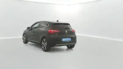 Photo 11 Renault Clio  E-Tech hybride 145