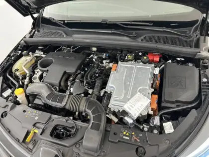 Photo 35 Renault Clio  E-Tech hybride 145