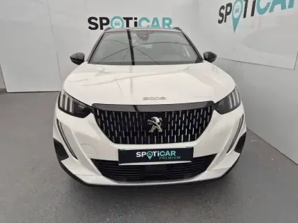 Photo 16 Peugeot 2008  PureTech 130 S&S EAT8