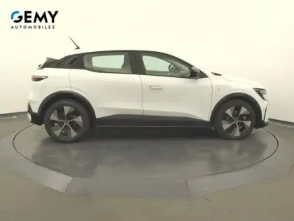 Photo 18 Renault Megane  E-Tech EV40 130ch boost charge