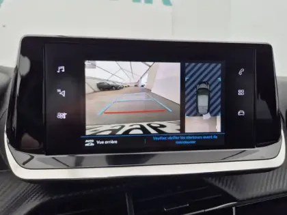 Photo 34 Peugeot 208  PureTech 100 S&S BVM6