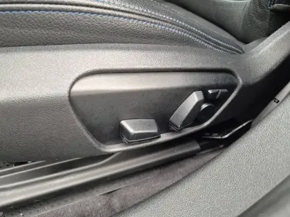 Photo 35 BMW Serie 1 M135i xDrive 306 ch BVA8
