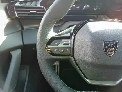 Photo 6 Peugeot 308  SW Hybrid 145 e-DCS6