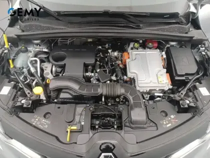 Photo 26 Renault Captur  E-Tech full hybrid 145
