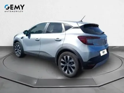 Photo 6 Renault Captur  E-Tech full hybrid 145