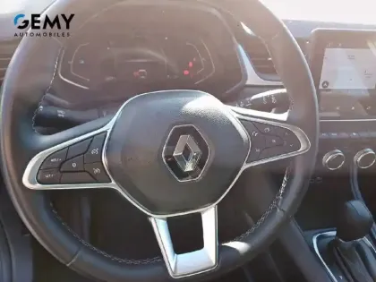 Photo 12 Renault Captur  E-Tech full hybrid 145