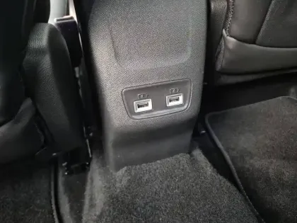 Photo 35 Peugeot 2008  Electrique 136 ch