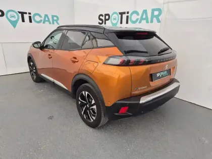 Photo 21 Peugeot 2008  Electrique 136 ch