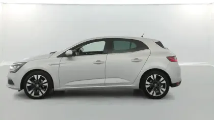 Photo 10 Renault Megane Mégane IV Berline TCe 140 Energy