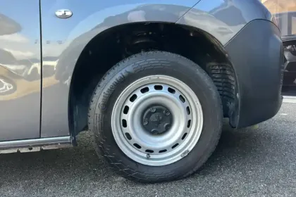 Photo 12 Peugeot Partner  FOURGON STANDARD 650 KG BLUEHDI 100 S&S BVM6