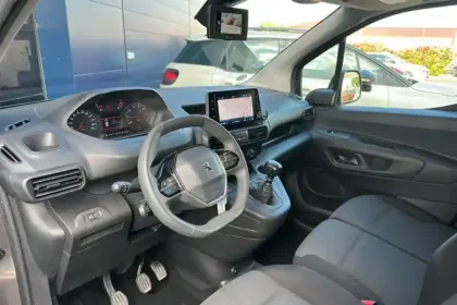 Photo 10 Peugeot Partner  FOURGON STANDARD 650 KG BLUEHDI 100 S&S BVM6