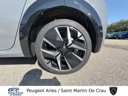 Photo 10 Peugeot 208  Hybrid 145 ch e-DCS6