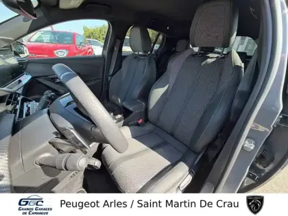 Photo 8 Peugeot 208  Hybrid 145 ch e-DCS6