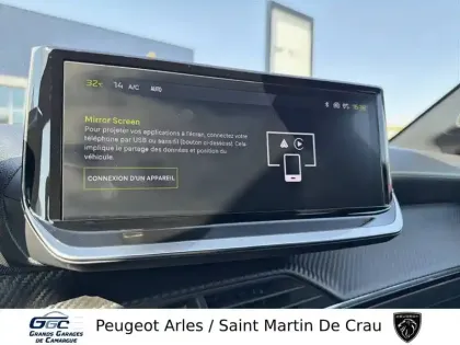 Photo 18 Peugeot 208  Hybrid 145 ch e-DCS6