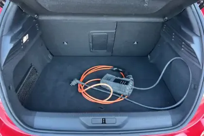 Photo 8 Peugeot 308  PHEV 180 e-EAT8