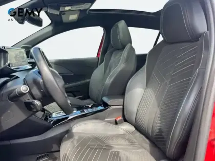 Photo 8 Peugeot 208  Electrique 54 kWh 156ch