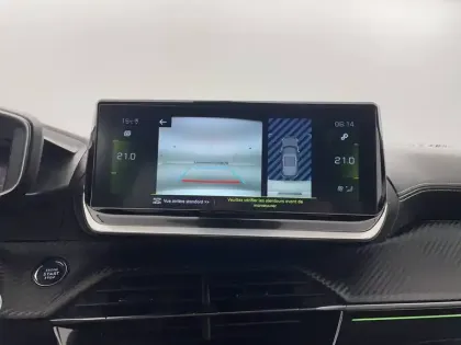 Photo 31 Peugeot 2008  PureTech 130 S&S EAT8