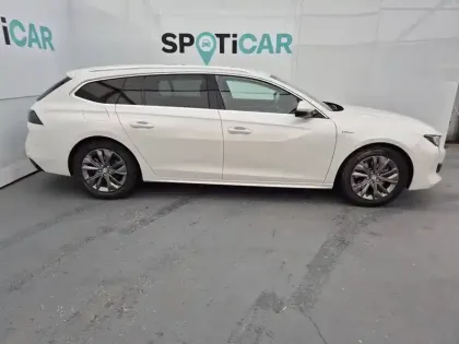Photo 17 Peugeot 508  SW Hybrid 225 e-EAT8