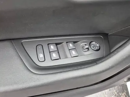 Photo 36 Peugeot 508  SW Hybrid 225 e-EAT8