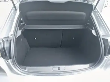 Photo 5 Peugeot 208  Hybrid 110 ch e-DCS6