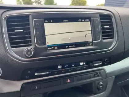 Photo 9 Opel Vivaro  FGN L2 2.0 DIESEL 180 CH BVA8