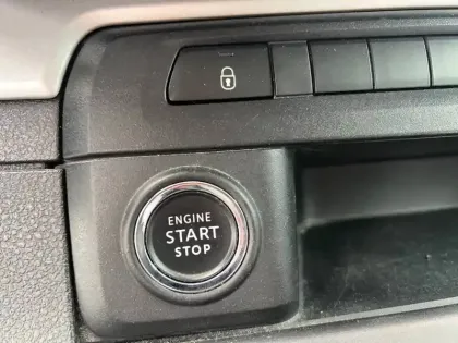 Photo 18 Opel Vivaro  FGN L2 2.0 DIESEL 180 CH BVA8