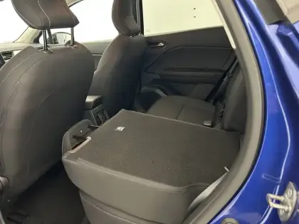 Photo 38 Renault Captur  E-Tech full hybrid 145
