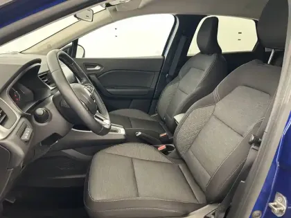 Photo 17 Renault Captur  E-Tech full hybrid 145