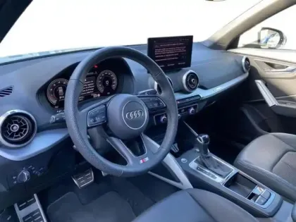 Photo 8 Audi Q2 35 TFSI 150 S tronic 7 S line