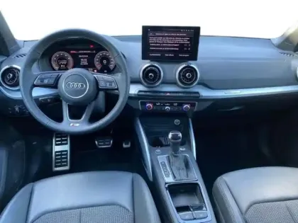 Photo 7 Audi Q2 35 TFSI 150 S tronic 7 S line