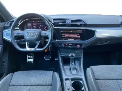 Photo 7 Audi Q3 35 TDI 150 ch S tronic 7 S line