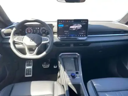Photo 7 Volkswagen T-roc 1.5 eTSI EVO2 Hybrid 150 ch DSG7 R-Line