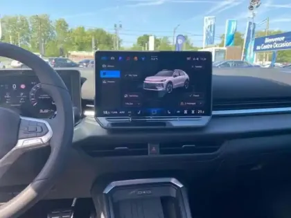 Photo 9 Volkswagen T-roc 1.5 eTSI EVO2 Hybrid 150 ch DSG7 R-Line