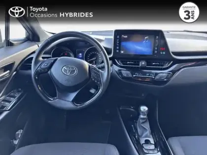Photo 7 Toyota C-HR  122h Design 2WD E-CVT RC18