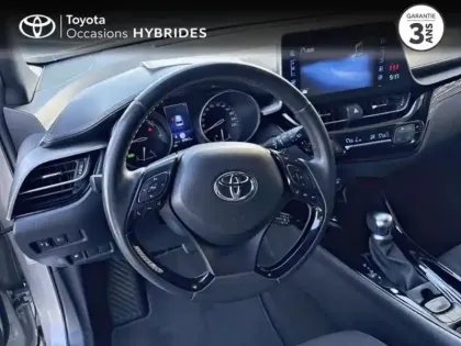 Photo 8 Toyota C-HR  122h Design 2WD E-CVT RC18