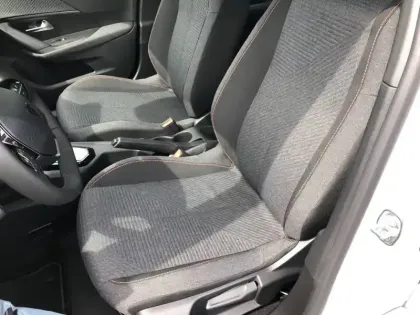 Photo 30 Peugeot 2008  Hybrid 110 e-DCS6