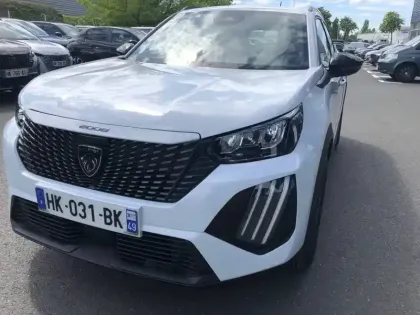 Photo 15 Peugeot 2008  Hybrid 110 e-DCS6