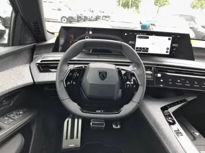 Photo 8 Peugeot 3008  Hybrid 145 e-DCS6