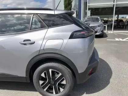 Photo 6 Peugeot 2008  Hybrid 110 e-DCS6