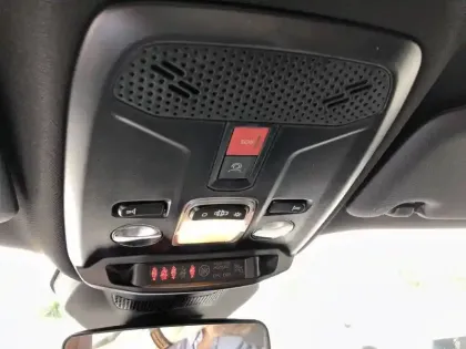 Photo 39 Peugeot 2008  Hybrid 110 e-DCS6