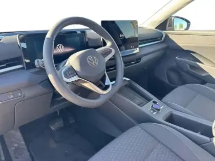 Photo 8 Volkswagen T-roc FL NOUVEAU NF 1.5 ETSI HYBRID 116CH D