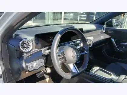 Photo 16 Mercedes Classe A 250 e Hybrid EQ AMG Line