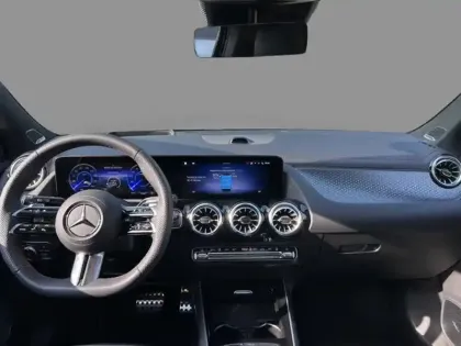 Photo 9 Mercedes EQA 250+