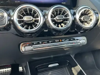 Photo 17 Mercedes EQA 250+