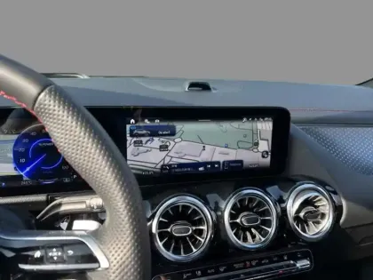 Photo 12 Mercedes EQA 250+