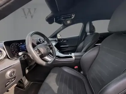 Photo 15 Mercedes Classe C  300 e Hybrid EQ Berli