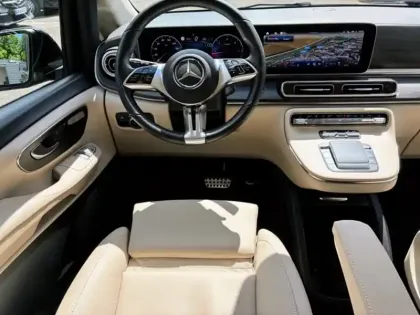 Photo 18 Mercedes CLA V 300 d 4MATIC AMG-LINE Extra-