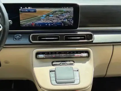 Photo 26 Mercedes CLA V 300 d 4MATIC AMG-LINE Extra-